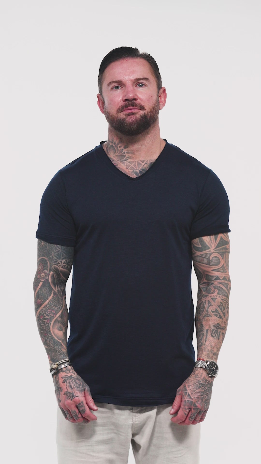 Discover the Marbella Men’s V-neck T-shirt in blue — a timeless essential by Omni The Label. Made from 100% slub jersey for maximum breathability, this lightweight T-shirt offers both comfort and character. The video features the shirt in motion, emphasizing its effortless drape and signature Arabic embroidery on the back UAE KSA Qatar