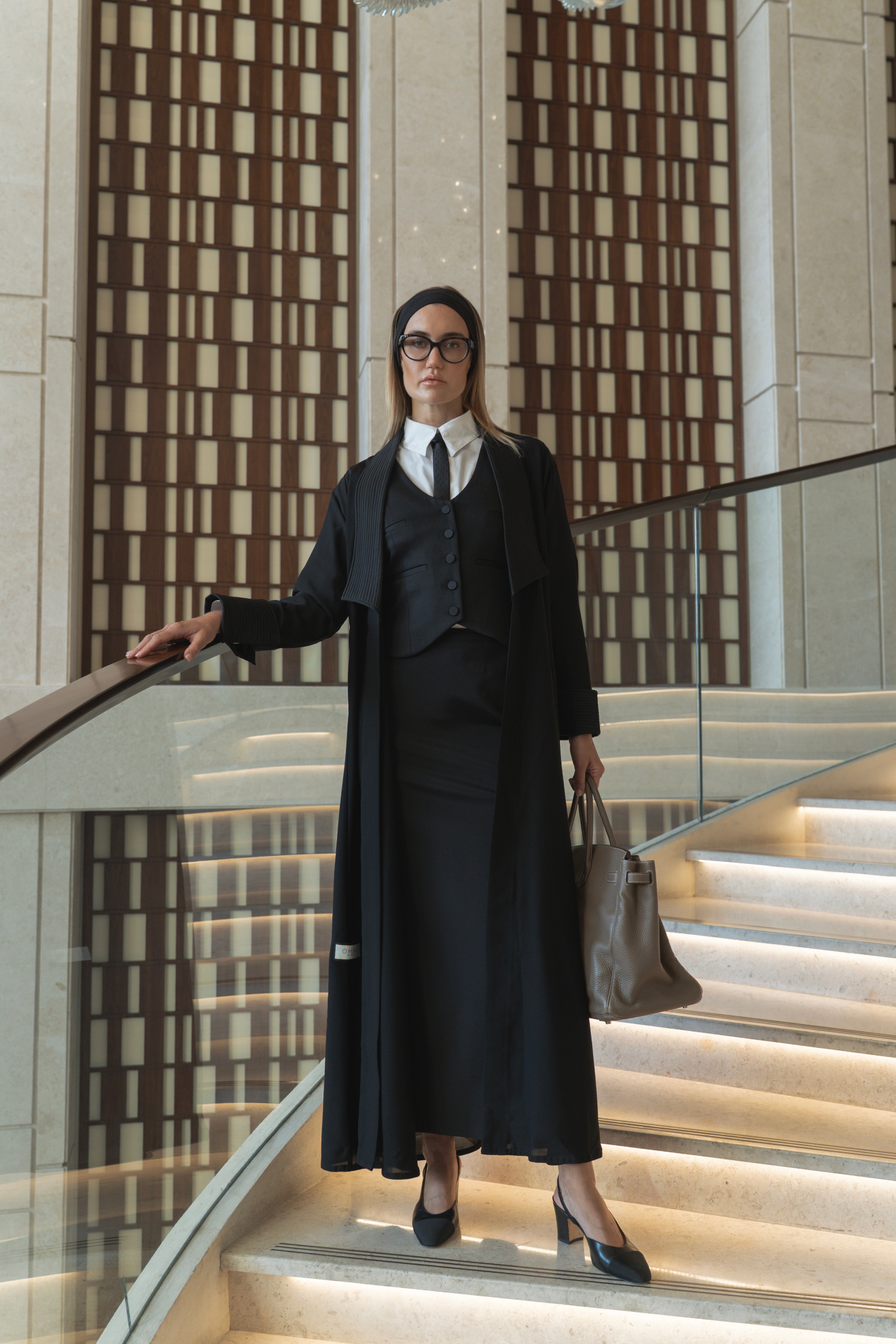 The Huwaila Abaya – Classic Black Abaya with Pleated Collar and Cuffs