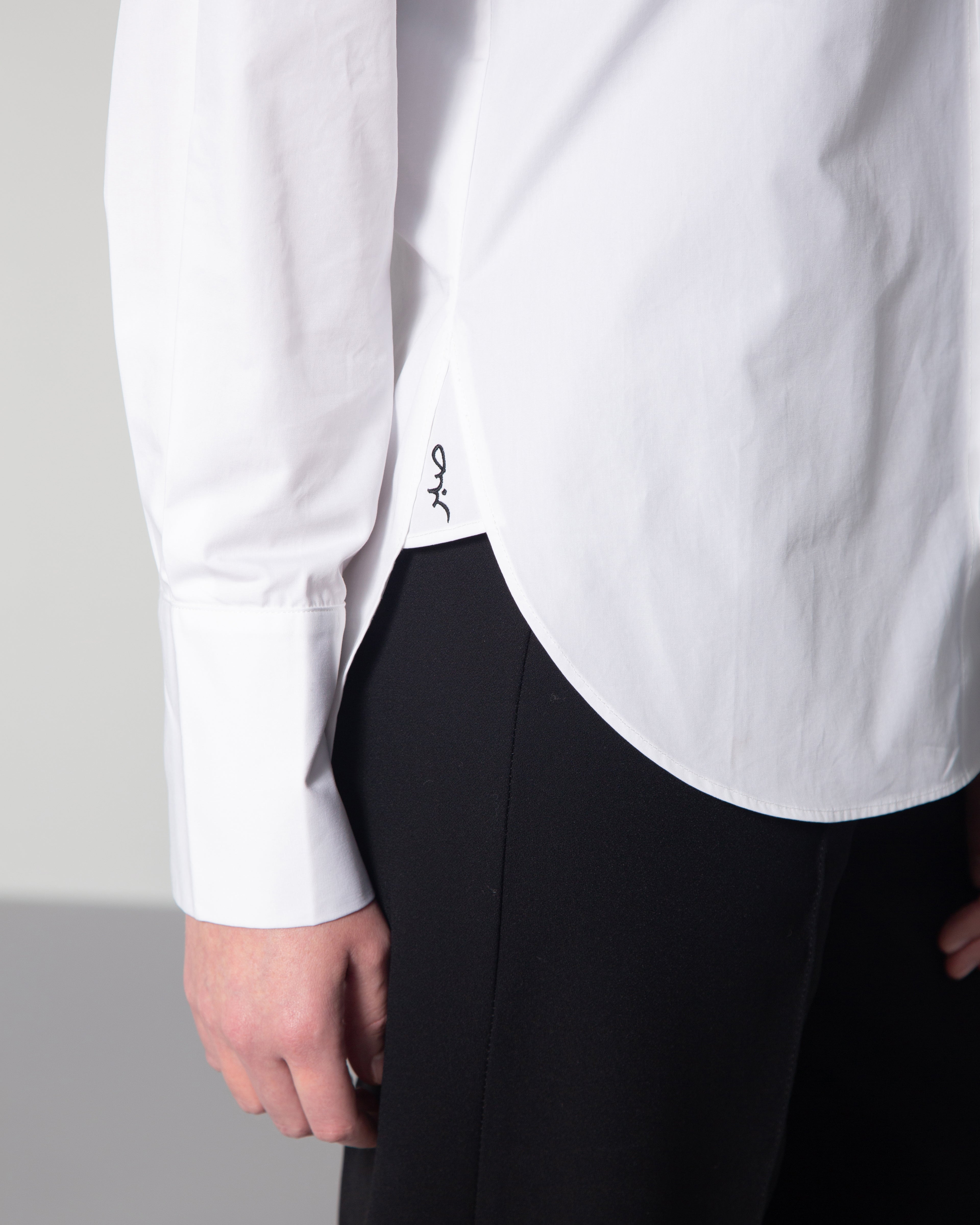 classic white cotton poplin shirt by omni the label uae ksa qatar