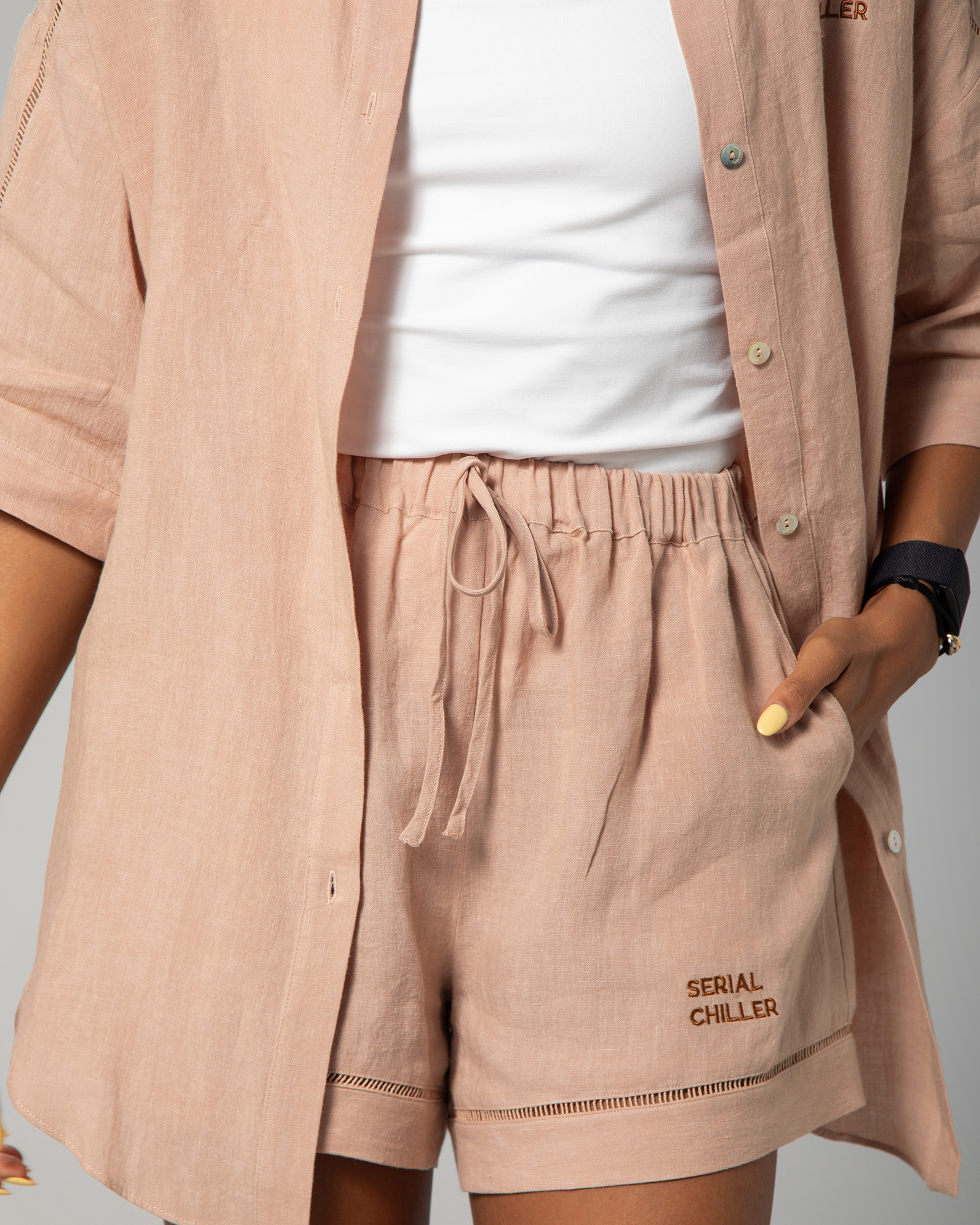 The Serial Chiller linen set in Nude