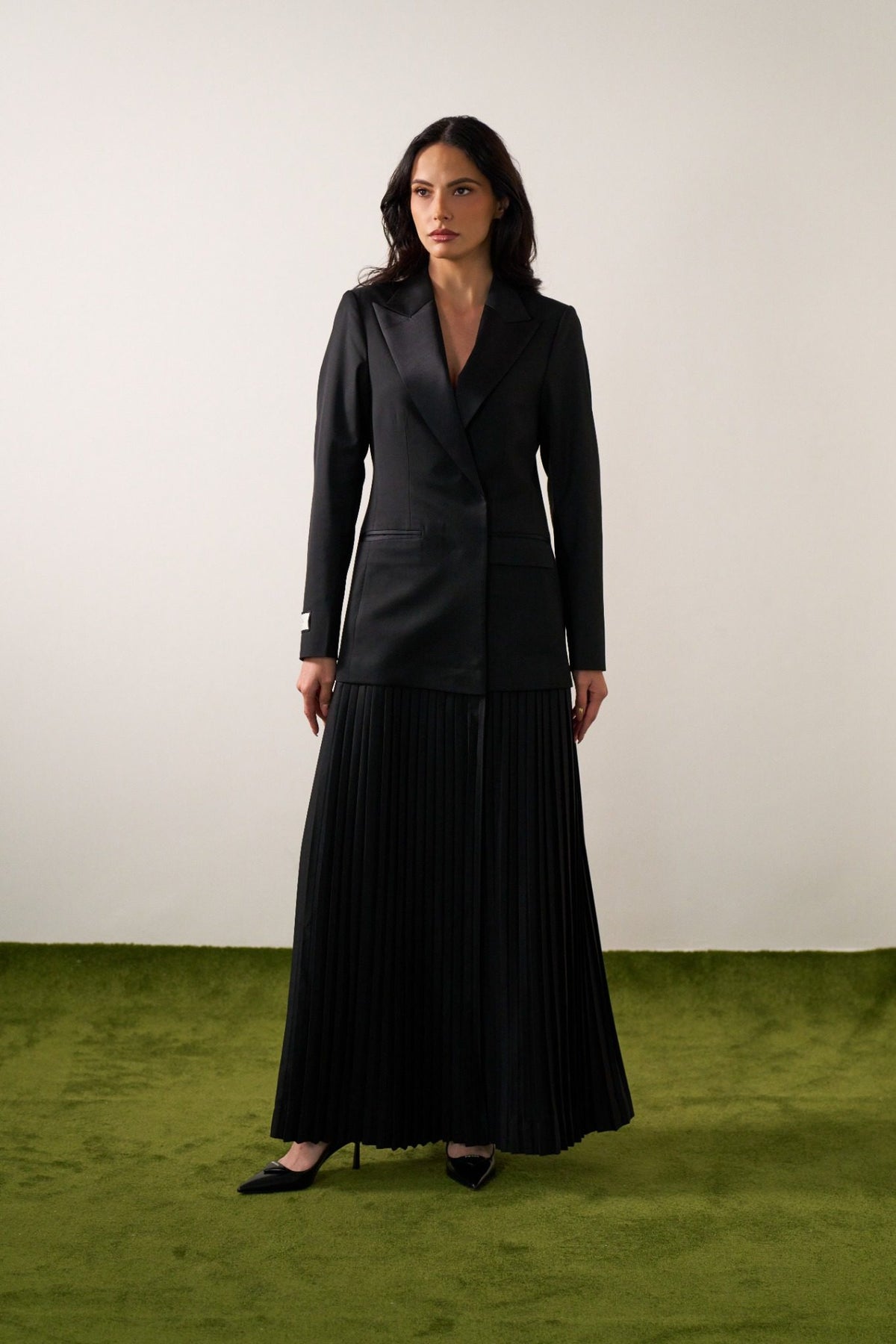 The Suit Abaya